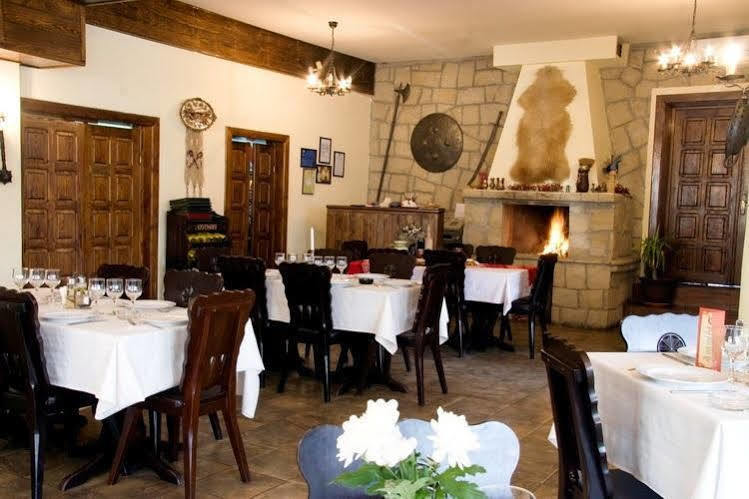Hanul Dacilor Iasi Eksteriør billede